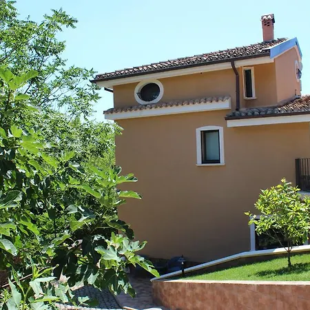 Bed and Breakfast Casale Valleverde *