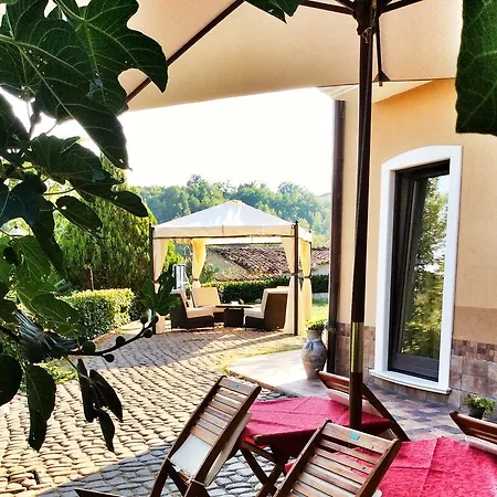 Bed & Breakfast Casale Valleverde *
